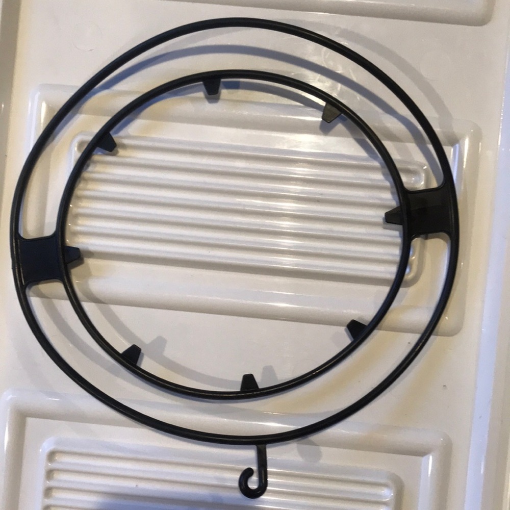 Tupperware Replacement Handles - Picture 5 of 14